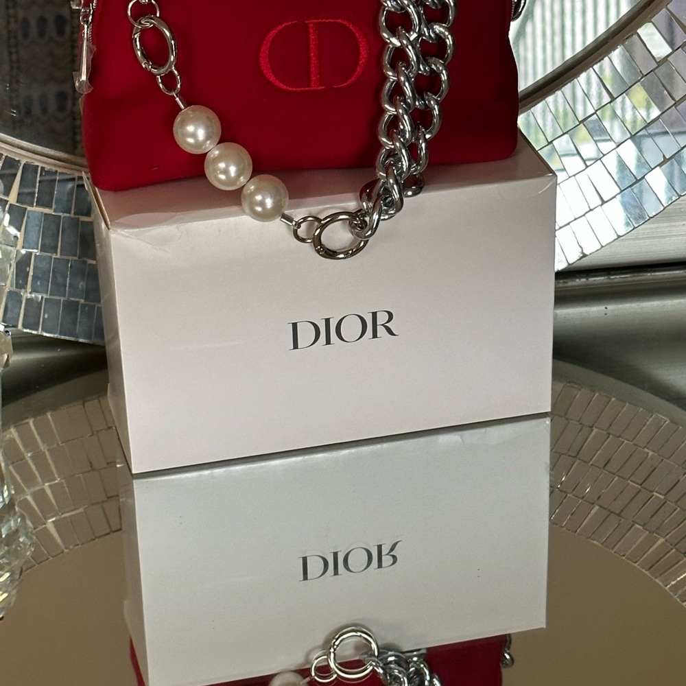 Dior - Picture 6 of 16